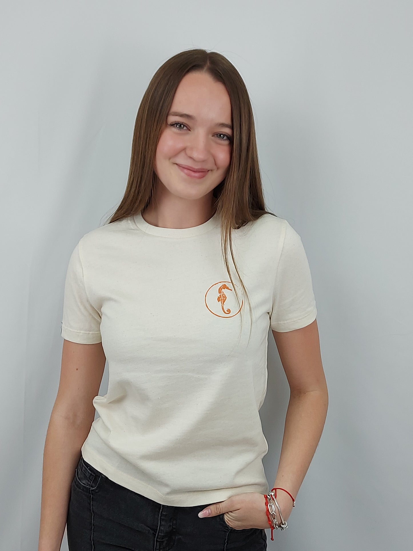 CAMISETA MUJER ENTALLADA LOGO NARANJA