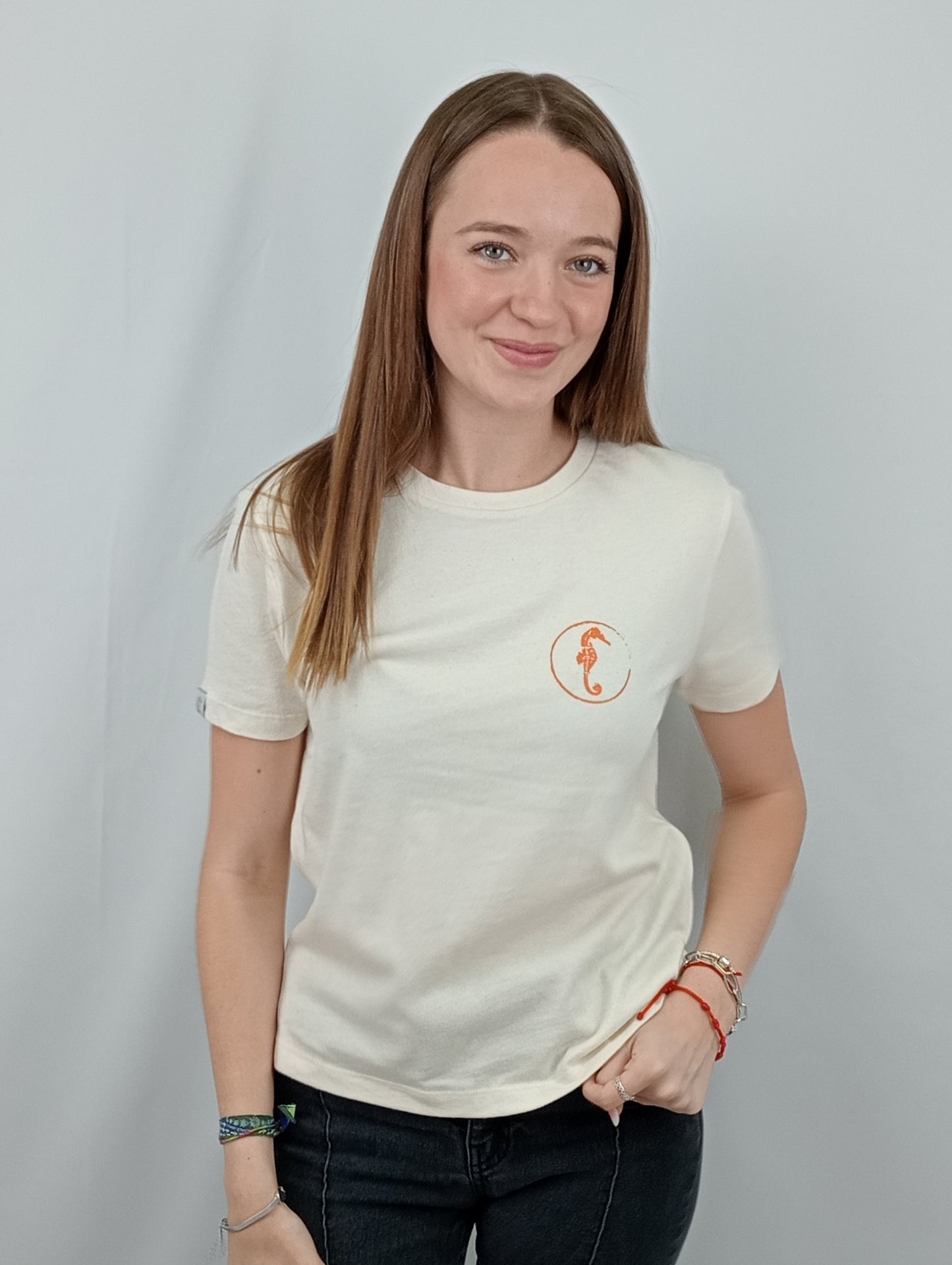 CAMISETA MUJER ENTALLADA LOGO NARANJA